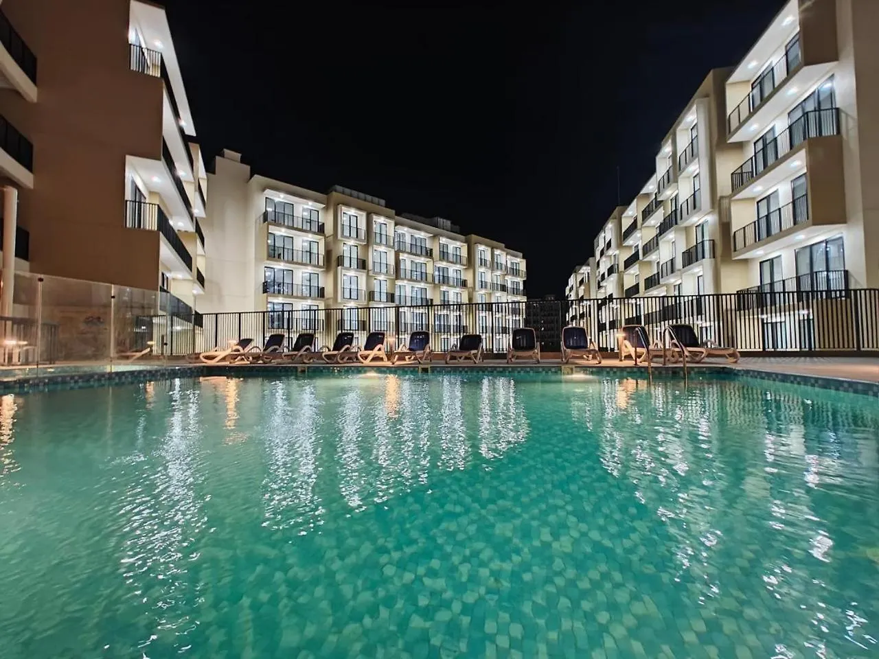 Beautiful Brand Newly Furnished 1Br Apartment Ras al-Khaimah